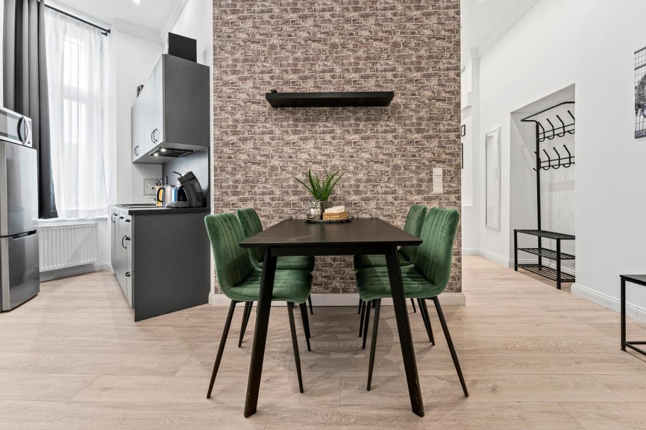 The Mierendorf Hinterhaus, 2 Bed Rooms Up To 4 People Βερολίνο Εξωτερικό φωτογραφία