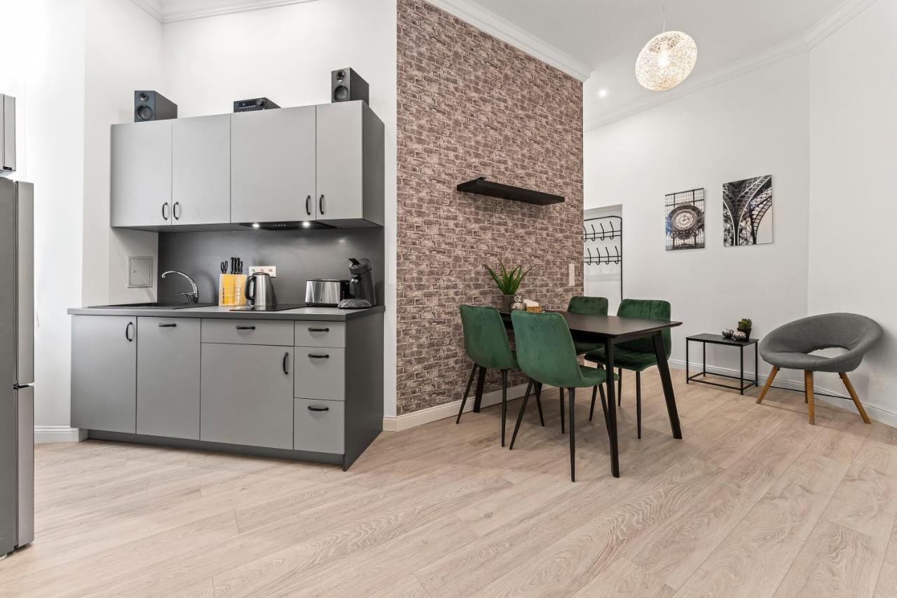 The Mierendorf Hinterhaus, 2 Bed Rooms Up To 4 People Βερολίνο Εξωτερικό φωτογραφία